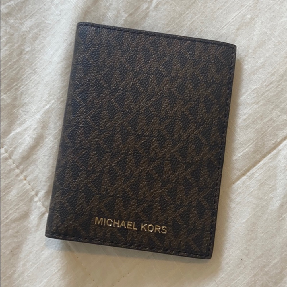 Michael Kors Passport holder